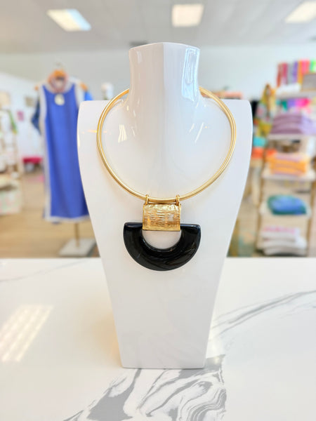 Serpentine Collar Necklace W/ Pendant {Color Options}