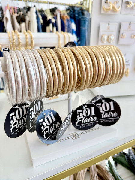 Chic Vintage Set of 3 Bangles