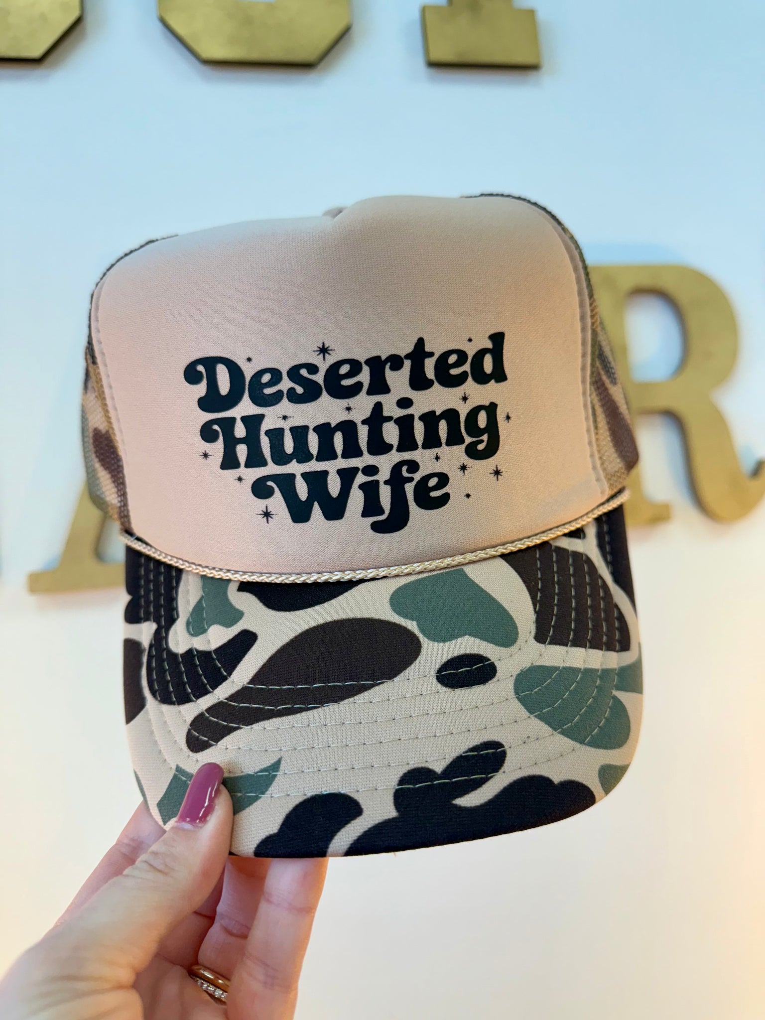Deserted Hunting Wife Hat