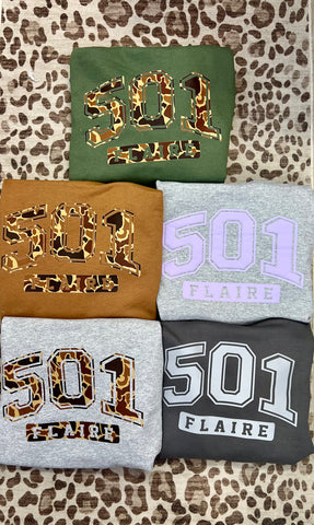 501 Logo Sweatshirt {Color/Print Options}